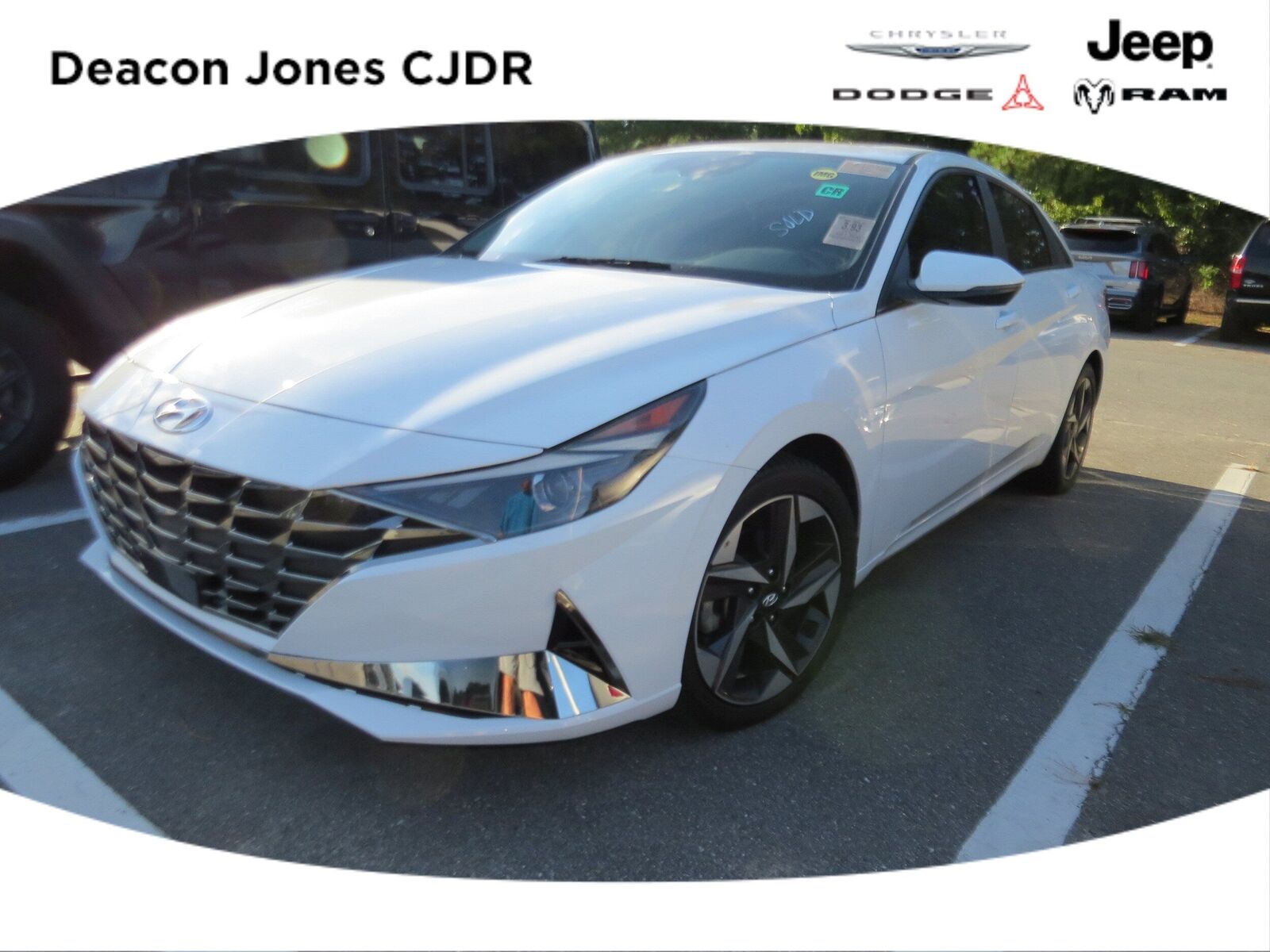 2022 HYUNDAI Elantra