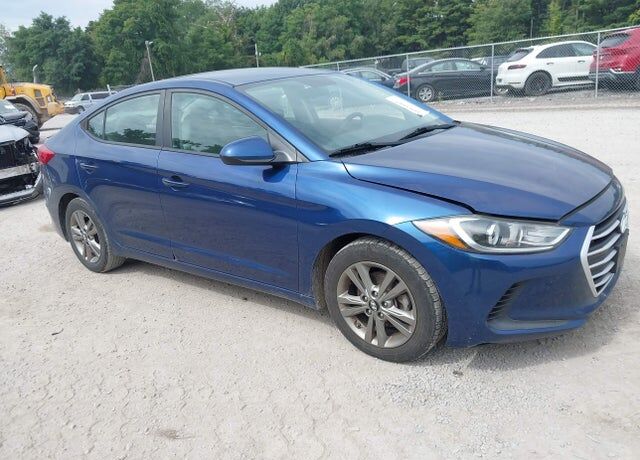 2017 HYUNDAI Elantra