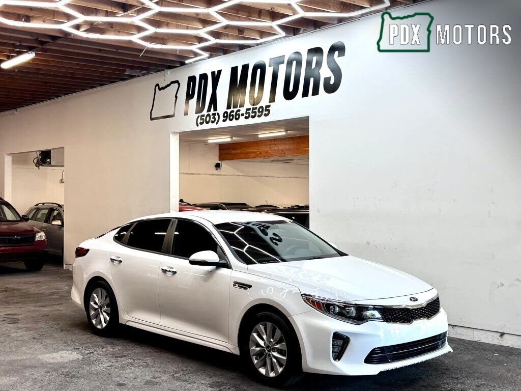 2018 KIA Optima