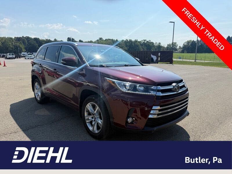 2017 TOYOTA Highlander