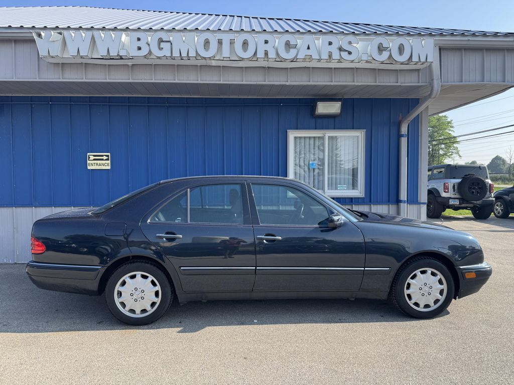 1996 MERCEDES-BENZ E-Class