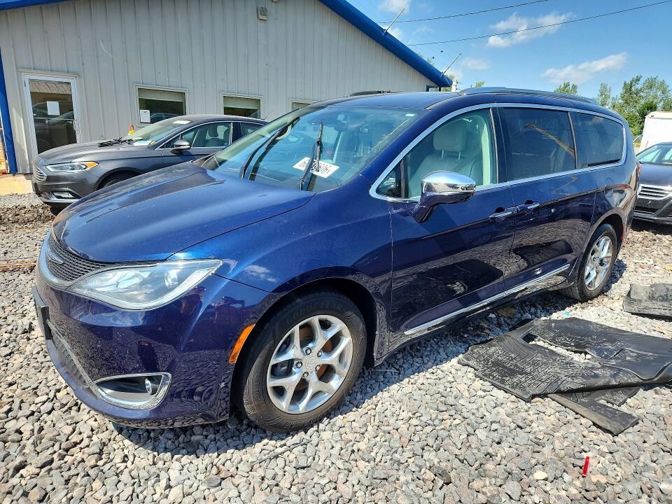 2019 CHRYSLER Pacifica