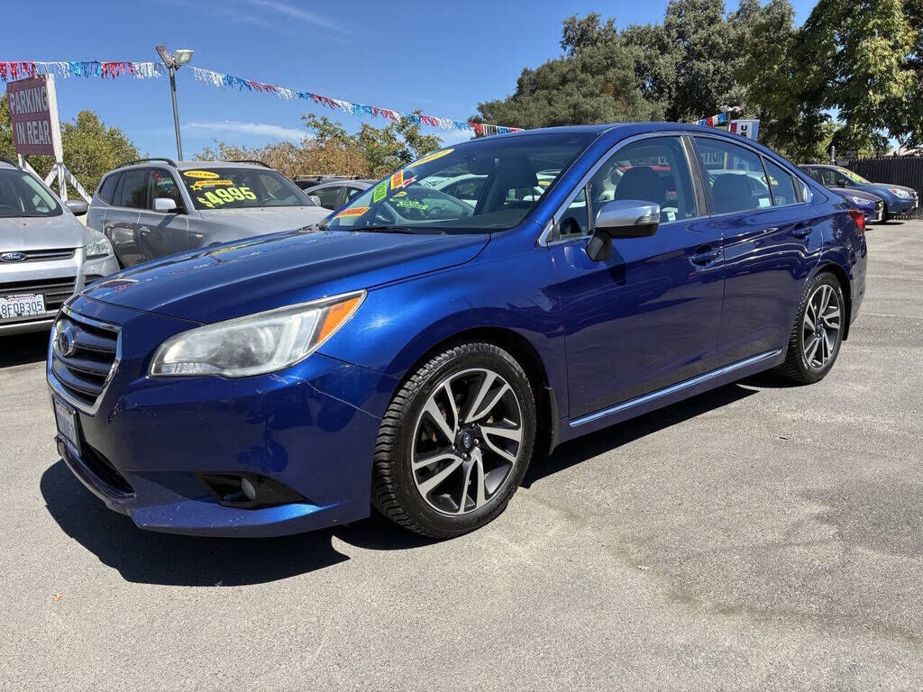 2017 SUBARU Legacy