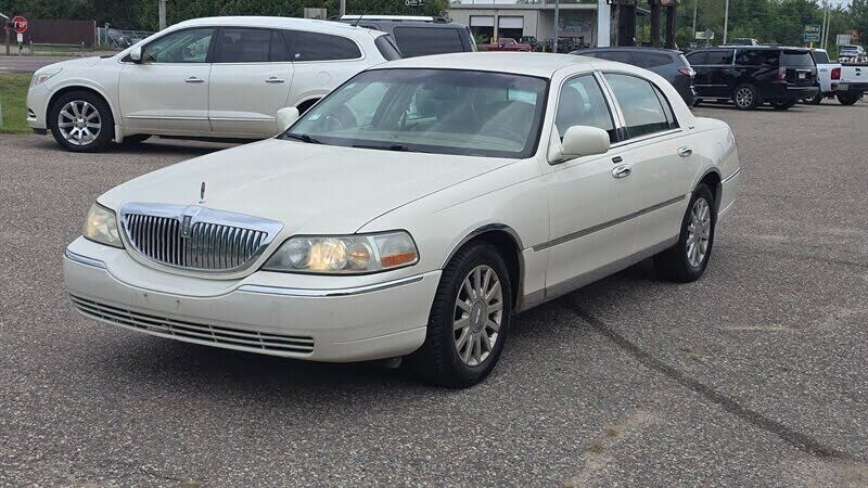 2007 LINCOLN Town Car