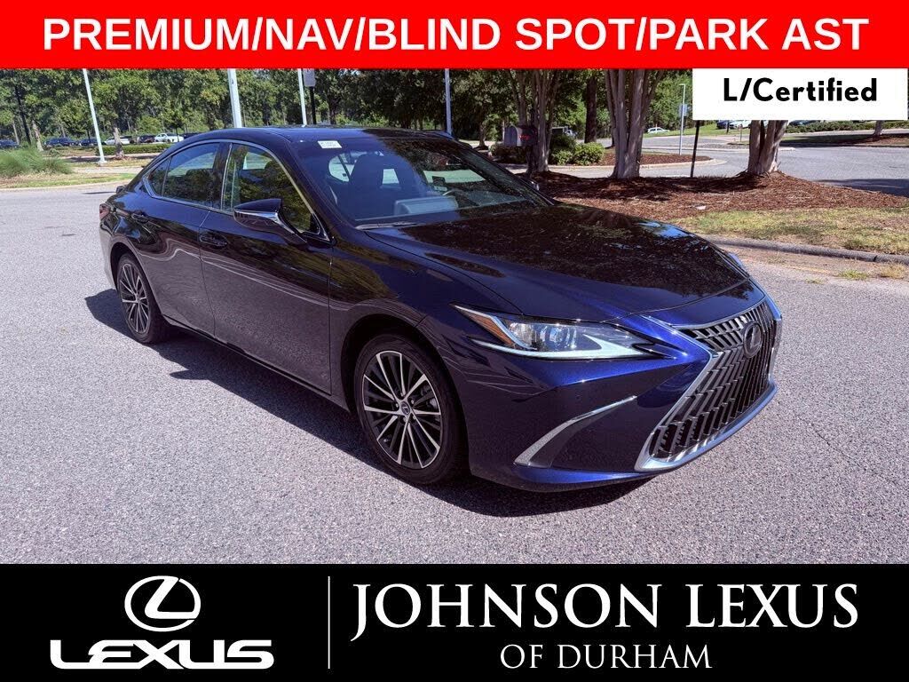 2025 LEXUS ES