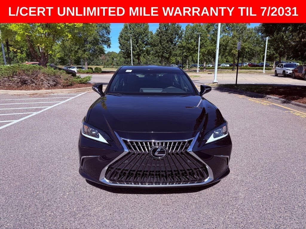 2025 Lexus ES