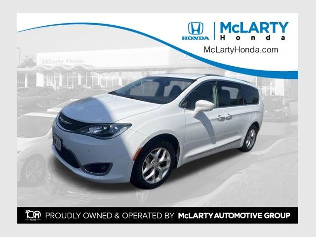 2019 CHRYSLER Pacifica