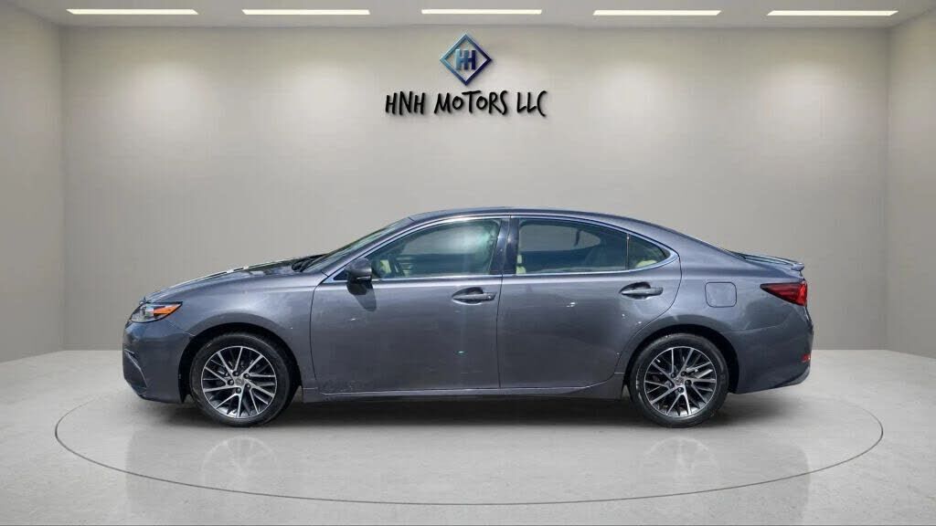 2017 Lexus ES