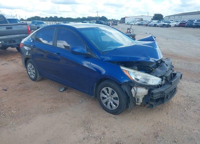 2017 HYUNDAI Accent