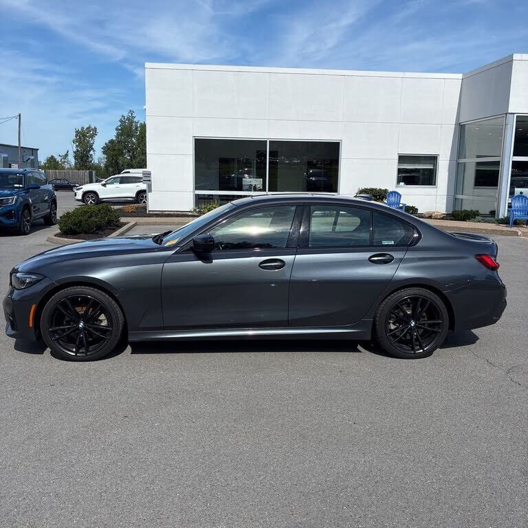 2022 BMW 330i