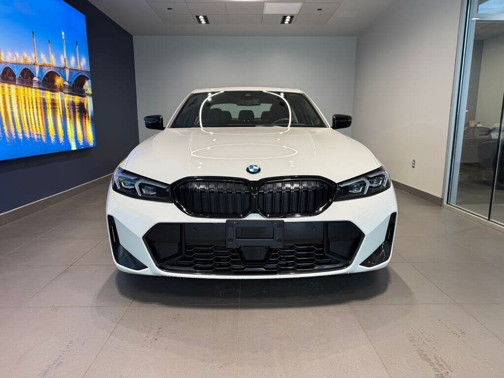 2025 BMW 330i