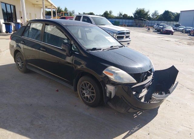 2008 NISSAN Versa