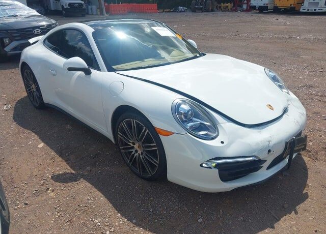 2015 PORSCHE 911