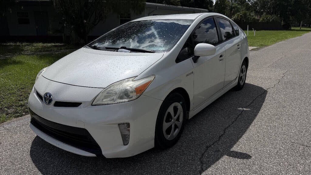 2014 TOYOTA PRIUS