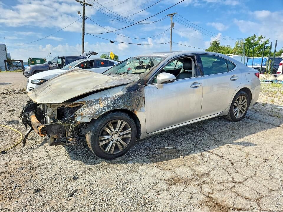 2013 LEXUS ES