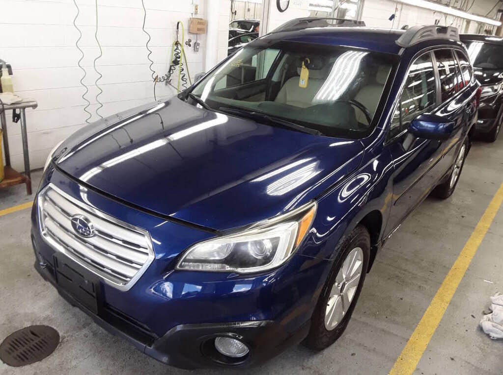 2016 SUBARU Outback