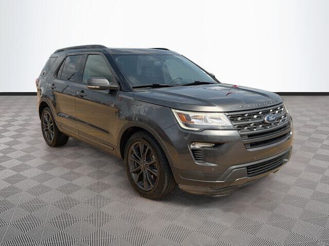 2018 FORD Explorer
