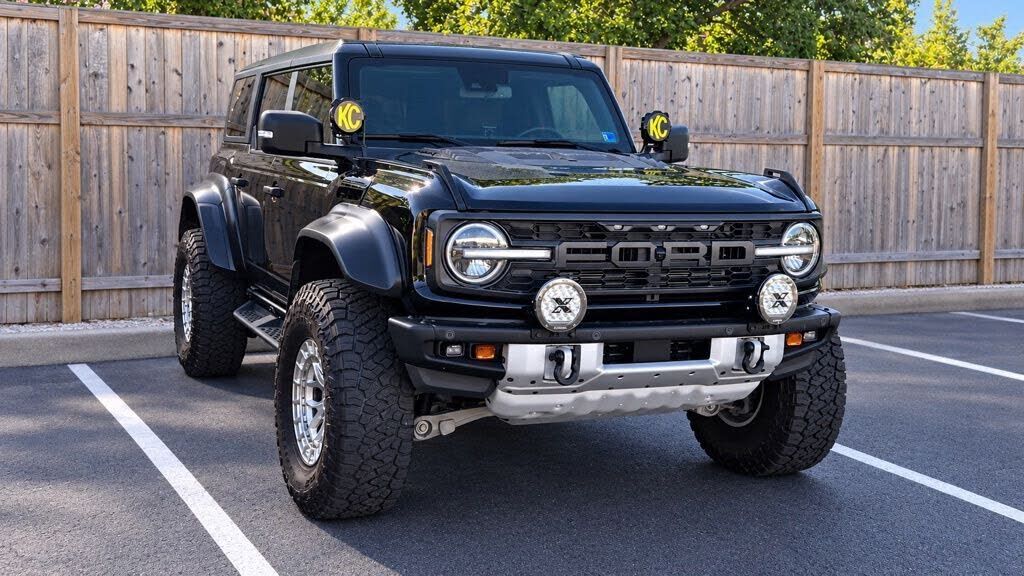 2023 FORD Bronco