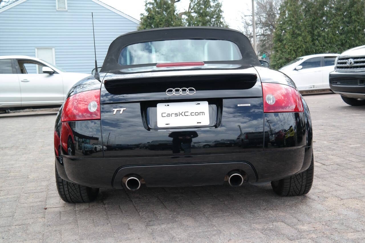 2004 Audi TT