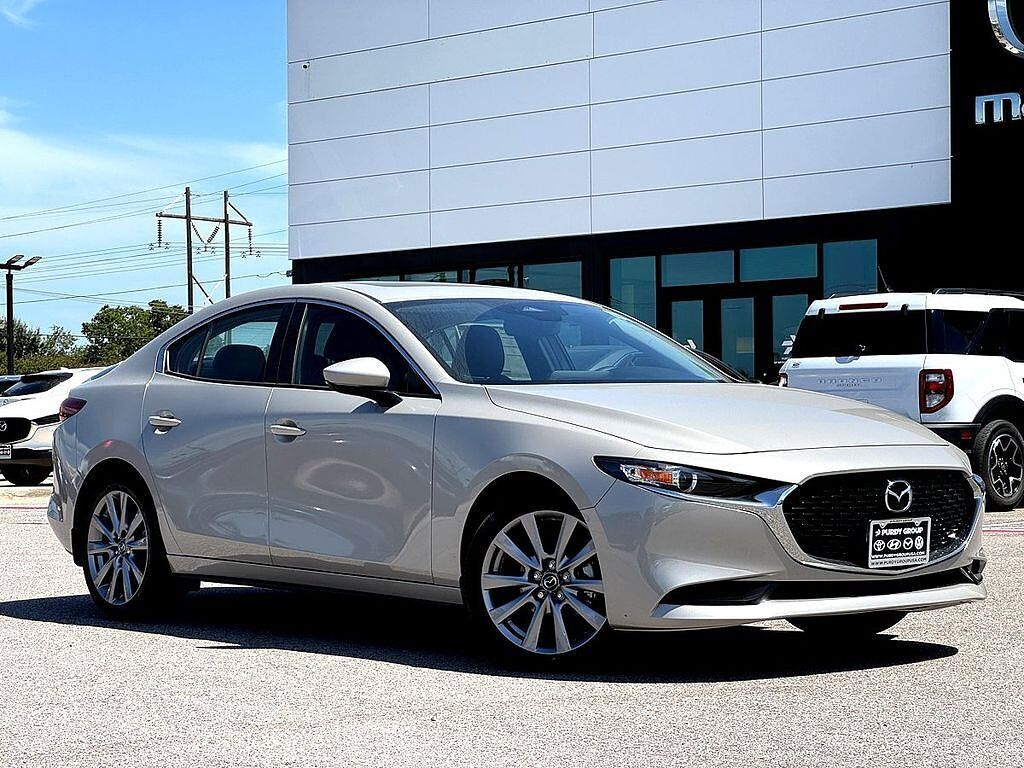 2026 MAZDA Mazda3