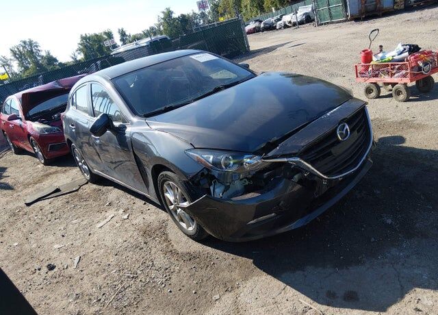 2016 MAZDA Mazda3