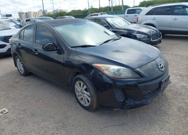 2013 MAZDA Mazda3