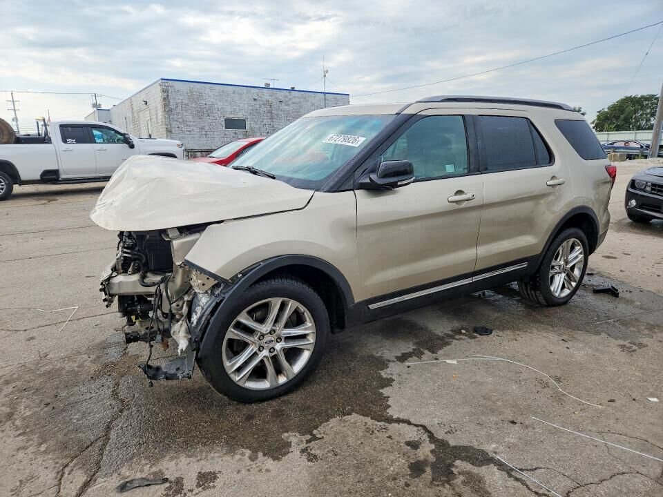 2017 FORD Explorer