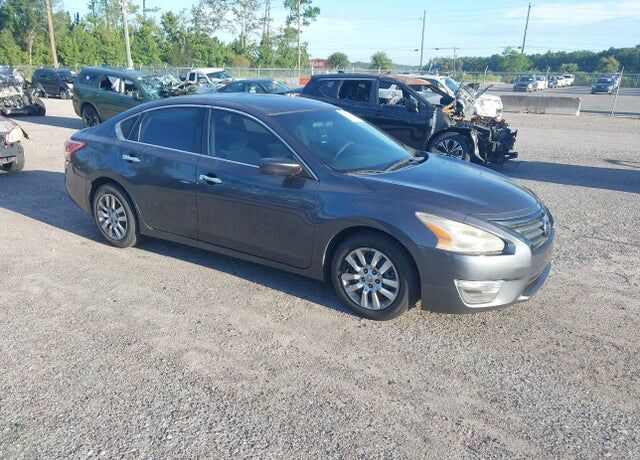 2013 NISSAN Altima