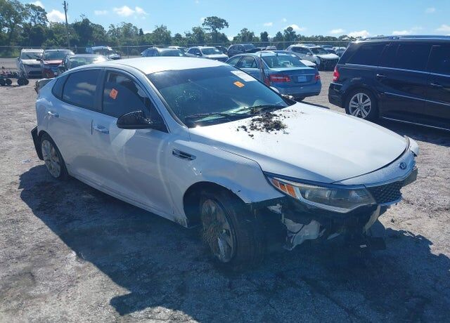 2017 KIA Optima