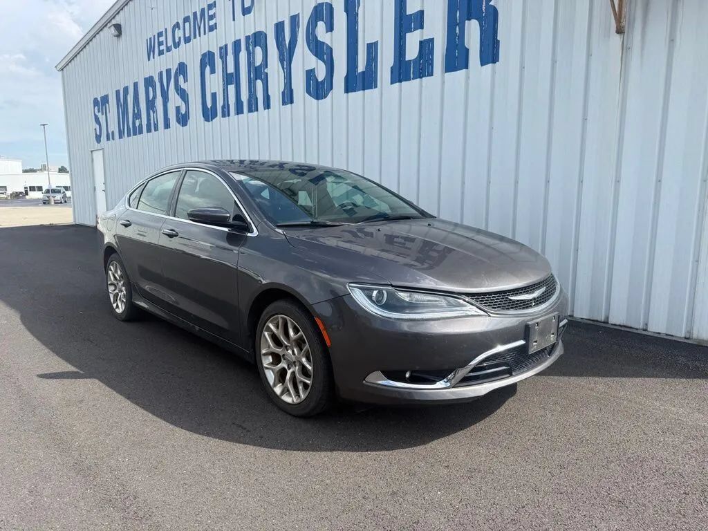 2016 CHRYSLER 200