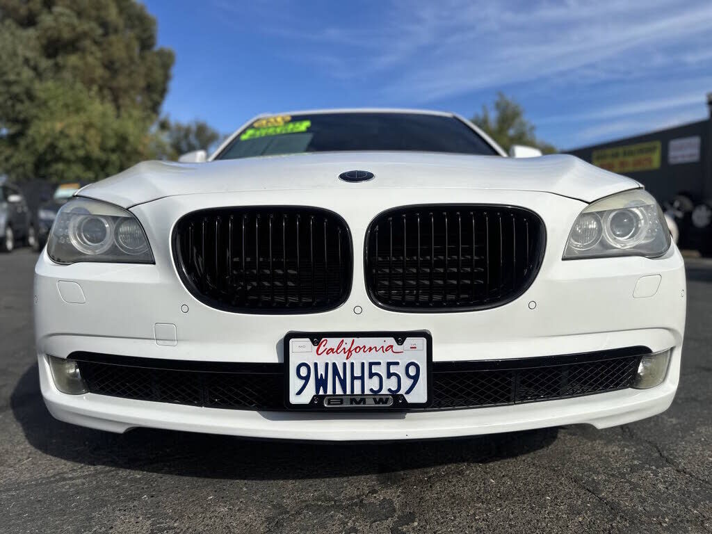 2011 BMW 740Li