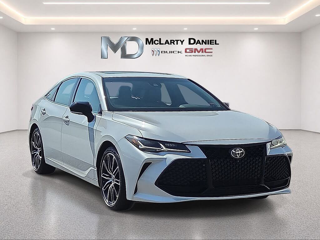 2019 TOYOTA Avalon