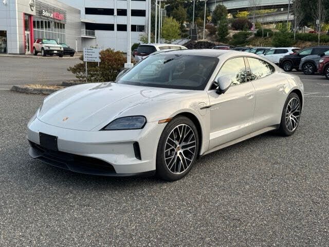 2025 PORSCHE Taycan