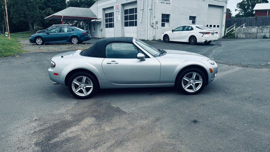 2006 MAZDA MX-5