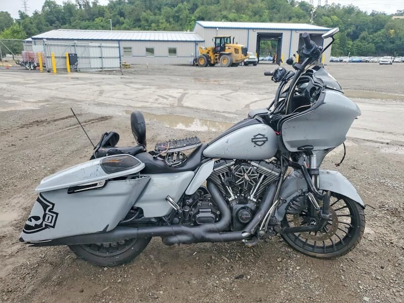 2015 HARLEY DAVIDSON Road Glide Special
