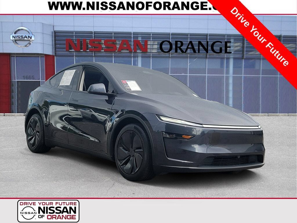 2026 TESLA Model Y