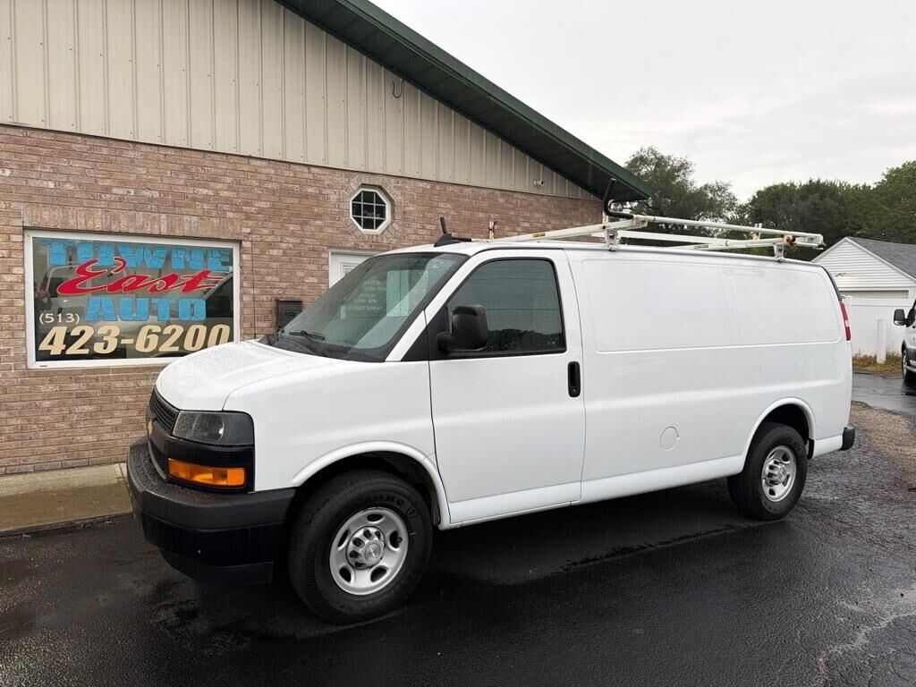 2020 CHEVROLET Express