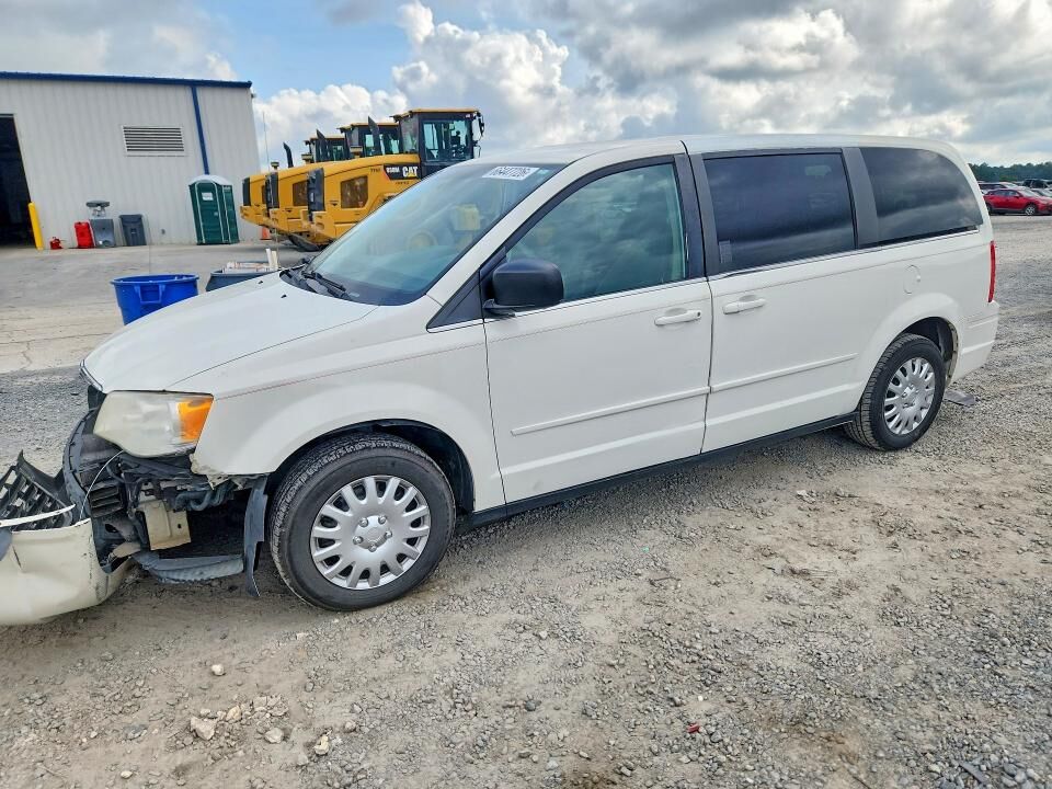 2010 CHRYSLER Town and Country