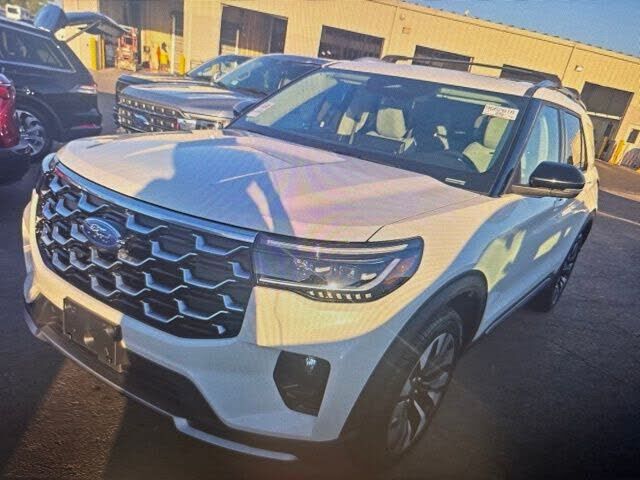 2025 FORD Explorer