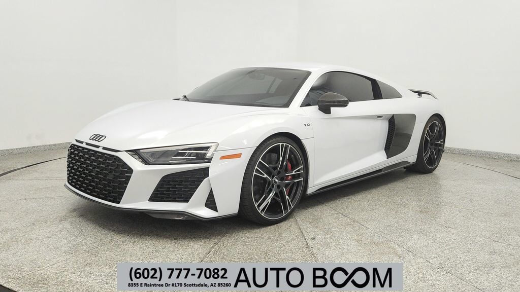 2020 AUDI R8