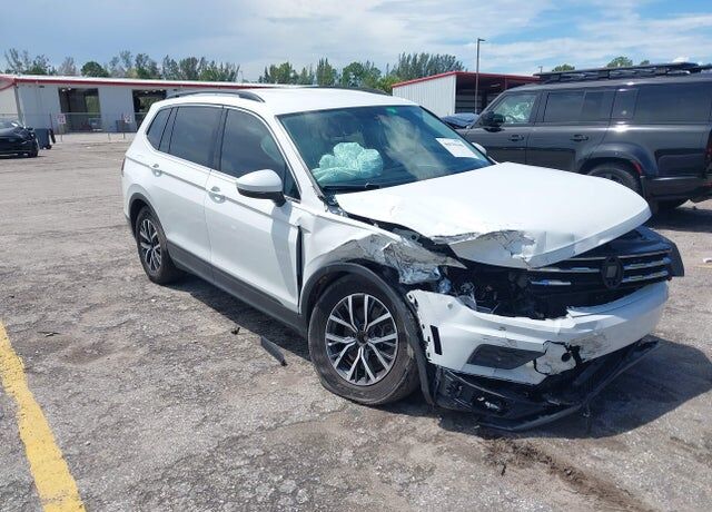 2019 VOLKSWAGEN Tiguan