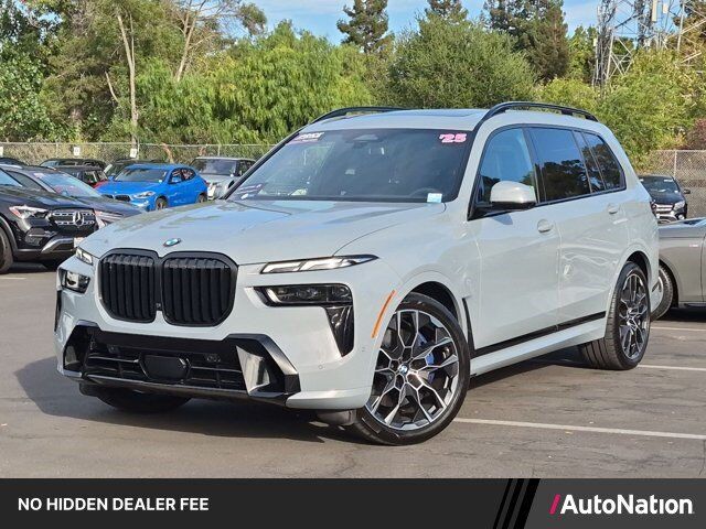 2025 BMW X7