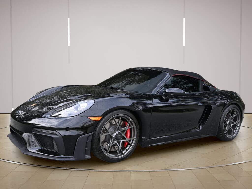 2025 PORSCHE 718