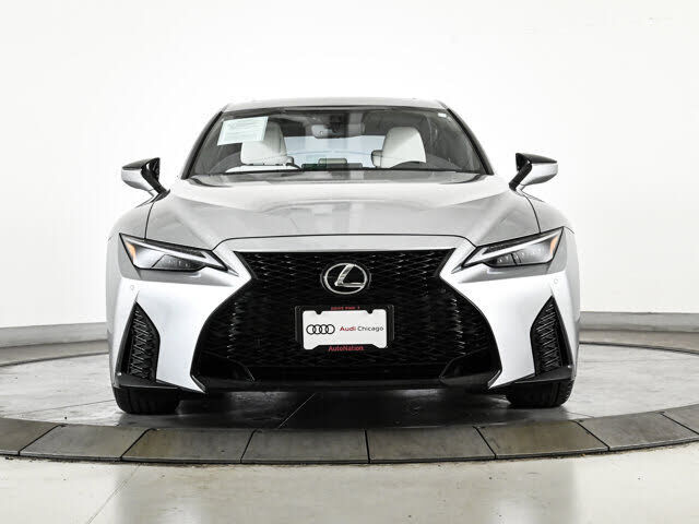 2023 Lexus IS