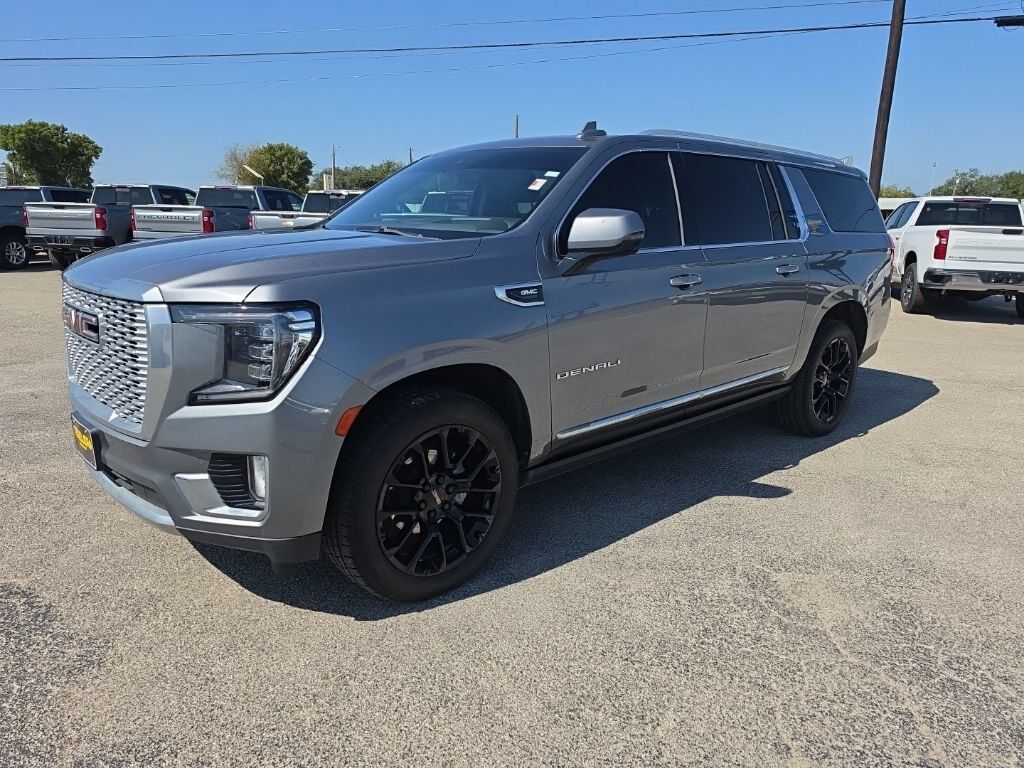 2022 GMC Yukon XL