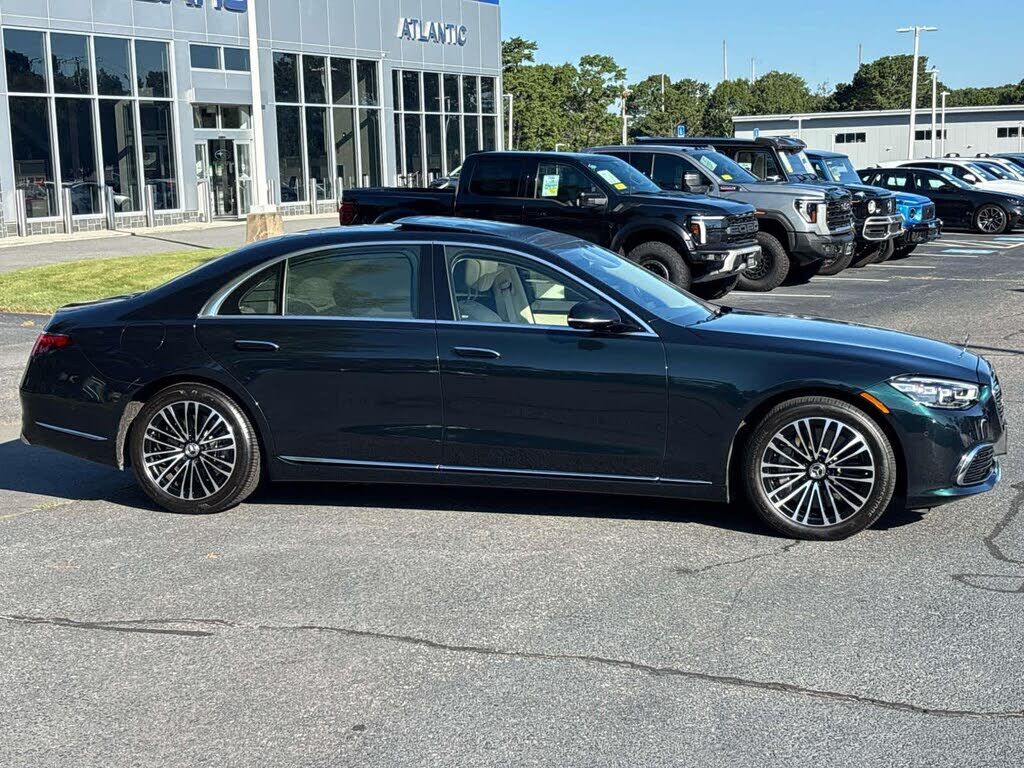 2025 Mercedes-Benz S-Class