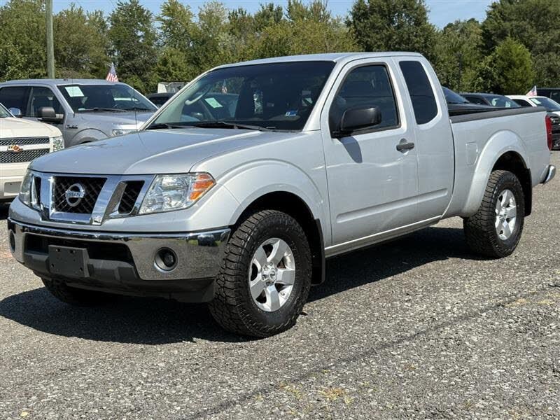 2011 NISSAN Frontier