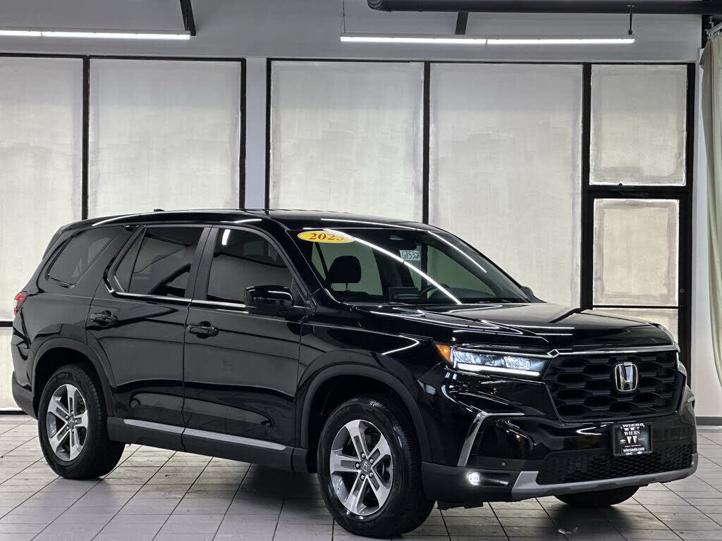 2023 HONDA Pilot