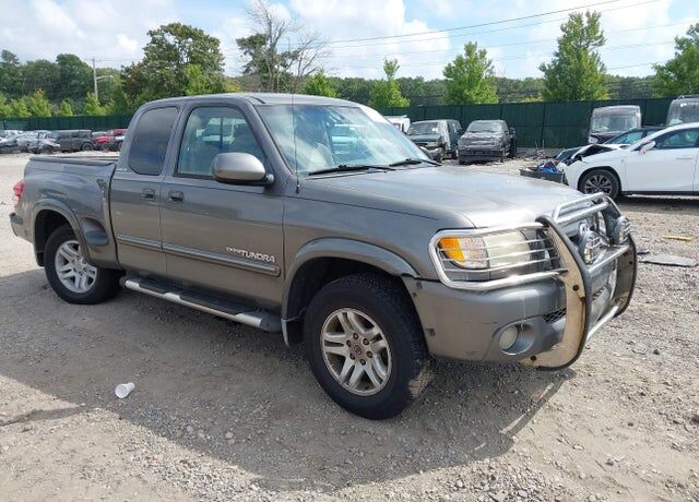 2003 TOYOTA Tundra