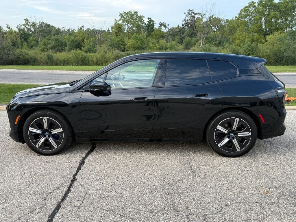 2024 BMW iX